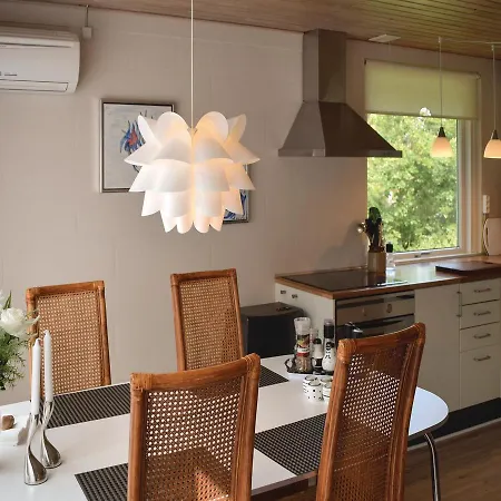 Σπίτι διακοπών Two-bedroom Holiday In