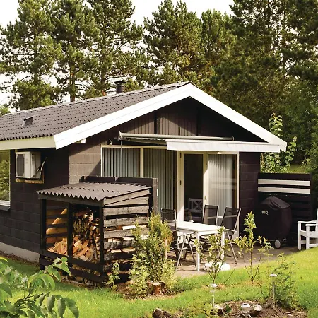 Σπίτι διακοπών Two-bedroom Holiday In